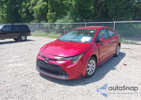 2020 Toyota Corolla Le z USA, uszkodzony, nr VIN JTDEPRAE8LJ029972